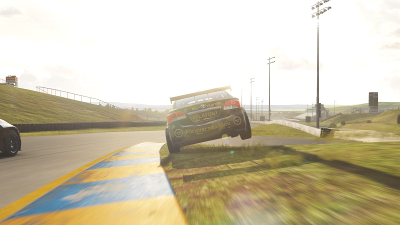Illustration for article titled TEAM TOURING CARS SERIES FINAL RACE PICS, RESULTS, AND FINAL STANDINGS